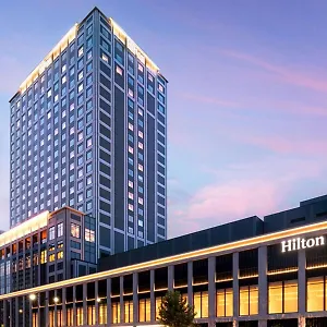 4* 호텔 Hilton