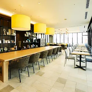 Intergate Hotel